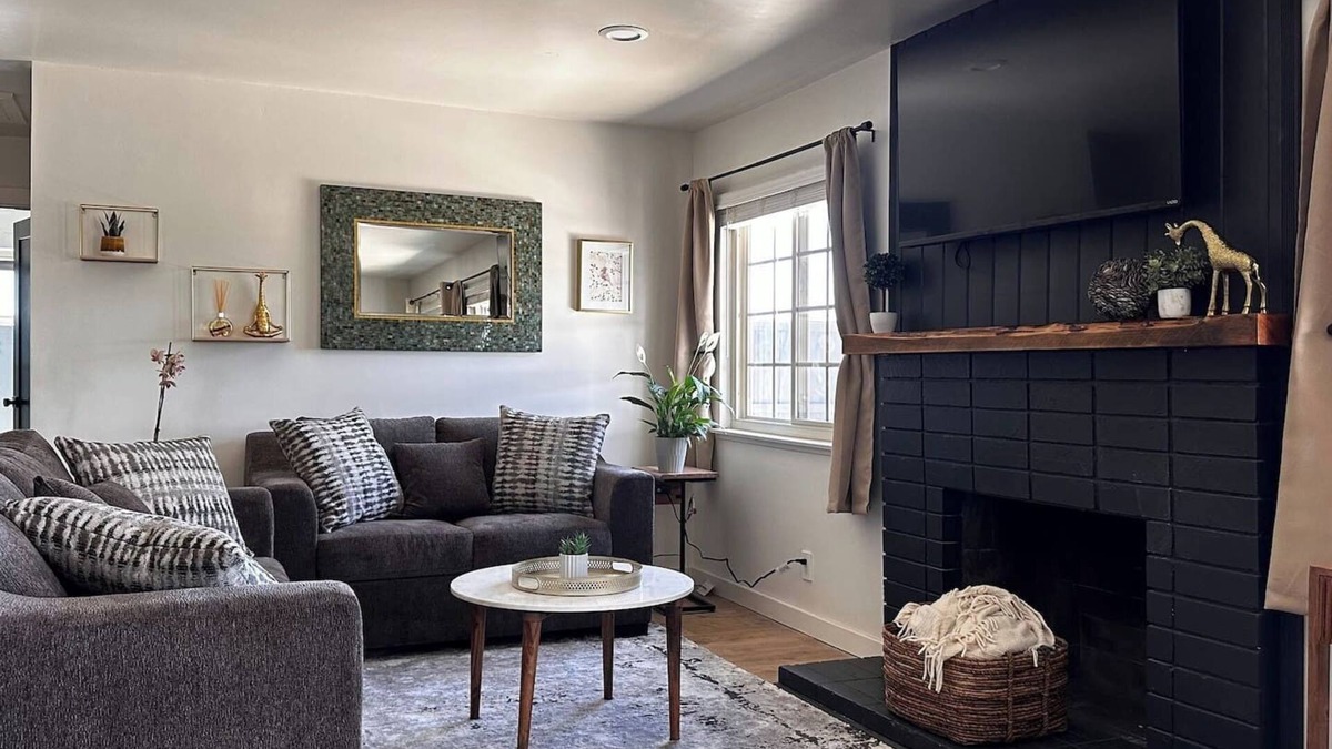 Lompoc House | Fir Avenue: Game-On Getaway