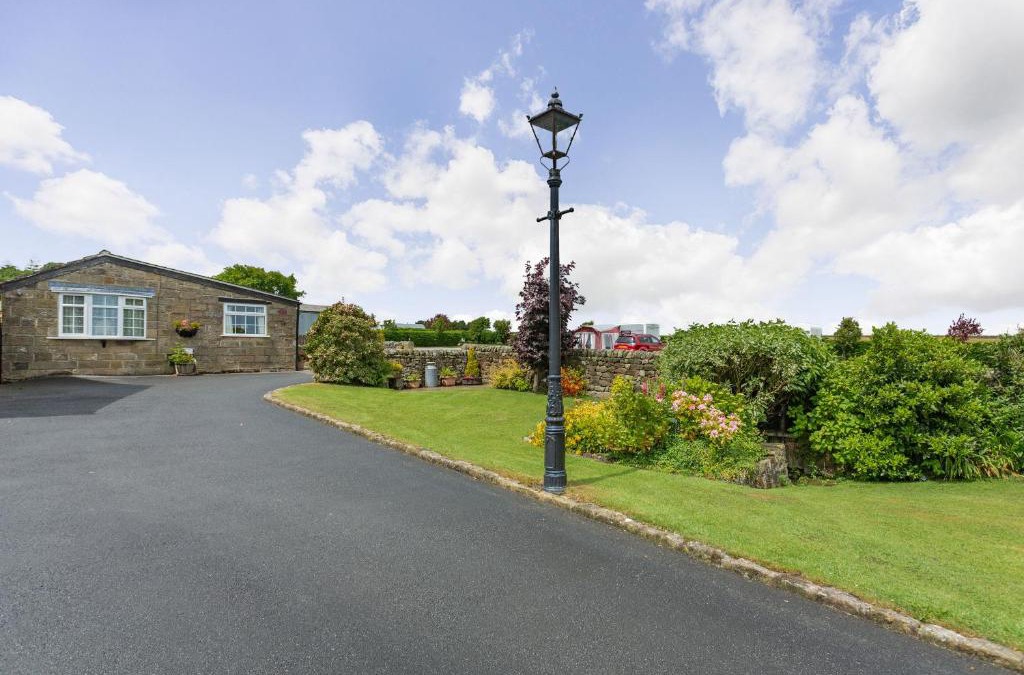 Ripley House | Fir Tree Stables