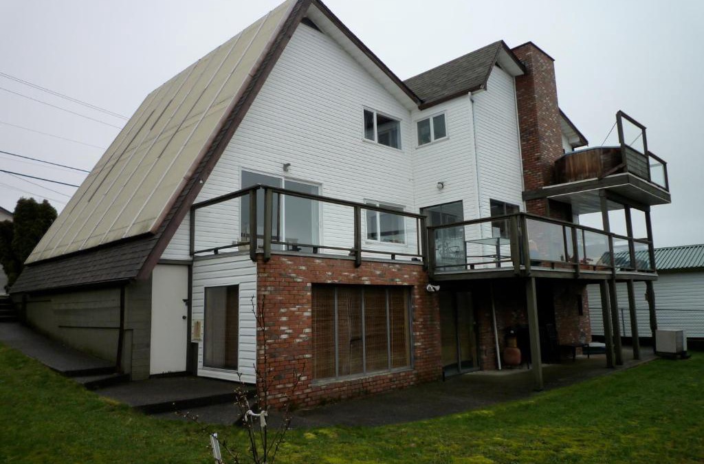 Campbell River Bed & Breakfast | Fireflies Bed & Breakfast