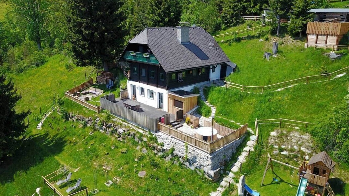 Ratten Ski Chalet | Firefly and romantic hut, nature and wellness