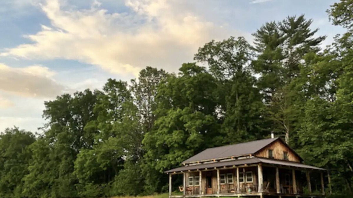 Crown Point Cabin | Firefly meadow