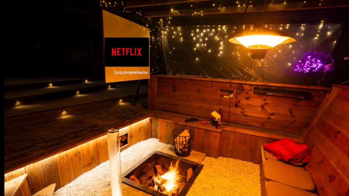 Farsta House | Fireside Lodge near Golf, Ski & Lake
