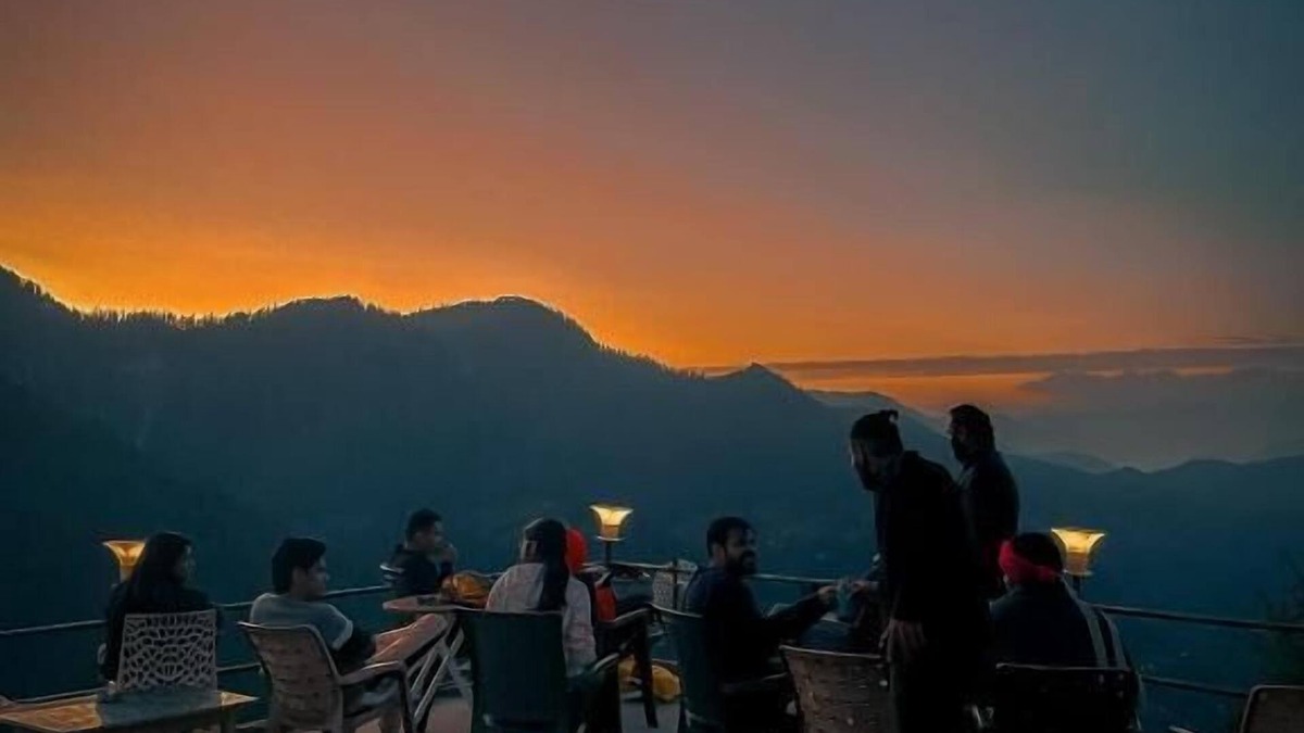 Shoja Hotel | Firgun Chapter Shoja