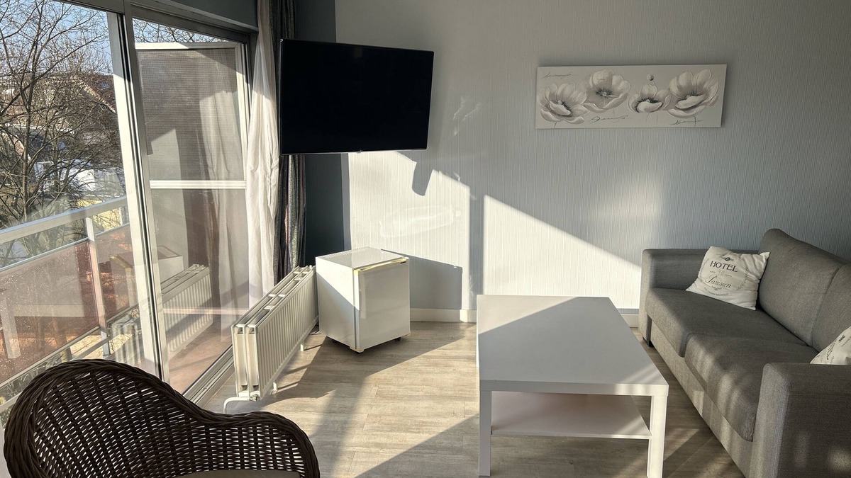 Wijk van de Squares Apartment | First Euroflat