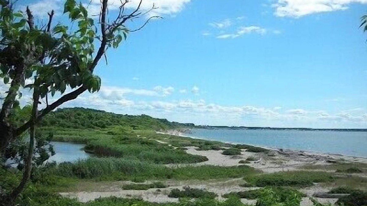 Greenport Apartment | First Floor 1905 Victorian home in the heart of Greenport Village