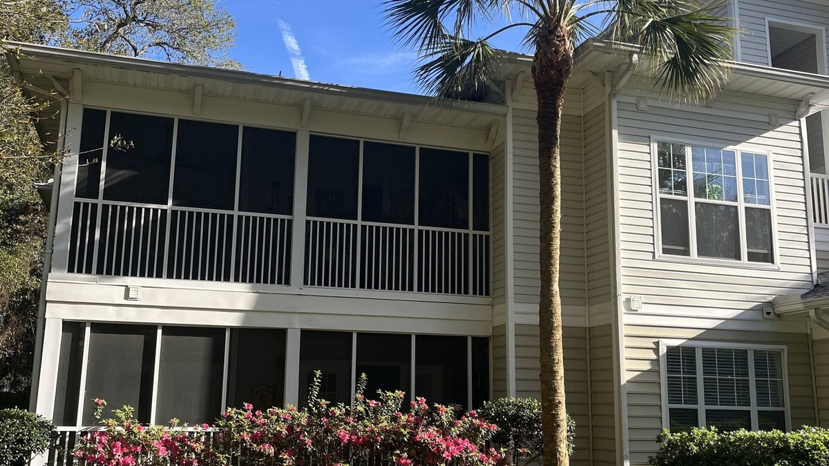 Saint Simons Heights Condo | First floor end unit freshly painted with Updated master bath, and kitchen.