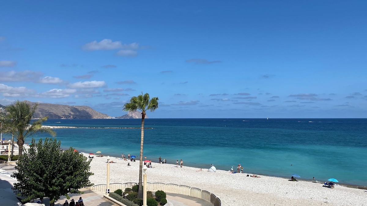 Altea Apartment | First line in Altea, 4 p close to everything with pleasant sea views.