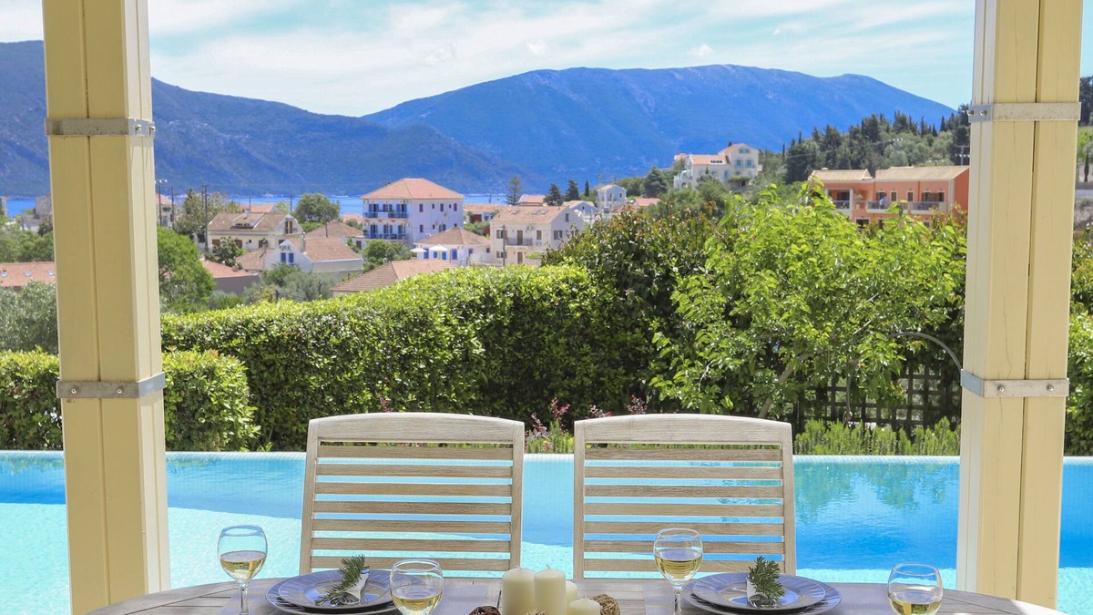 Fiskardo Villa | Fiscardo View Villas - Villa Dentrolivano