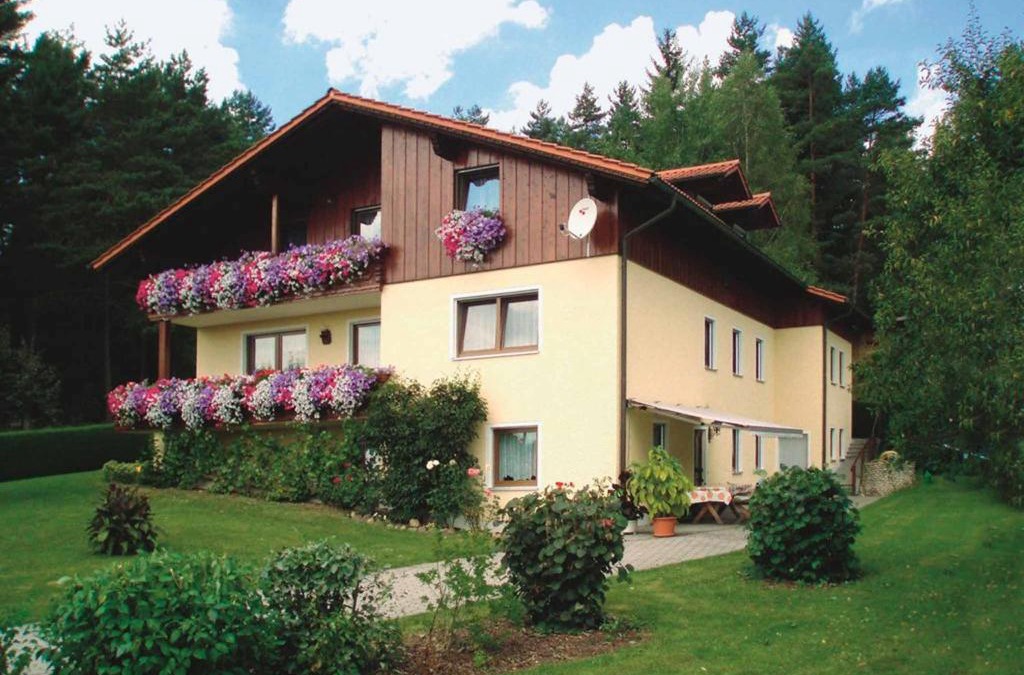 Bad Koetzting Apartment | Fischer Brigitte