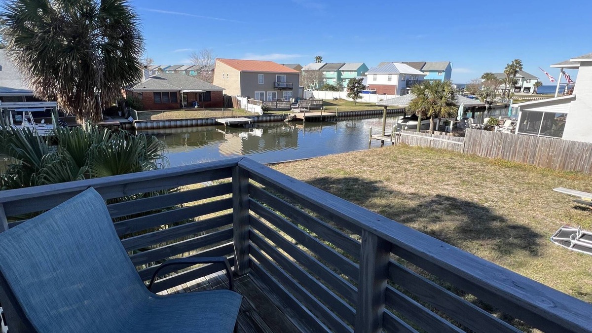 Gulf Breeze House | Fish, Grill, Relax |Gulf Breeze Fish Camp |2BR Canal Front Home |Close to Pensacola & Navarre Beach