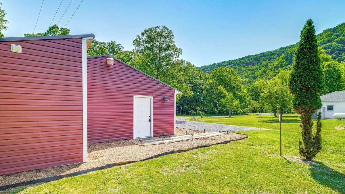 Glace Cabin | Fish, Hike, Explore: Alleghany Cabin Hideaway