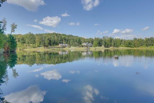 Alabaster House | Fish, Swim and More Lakefront Alabaster Home