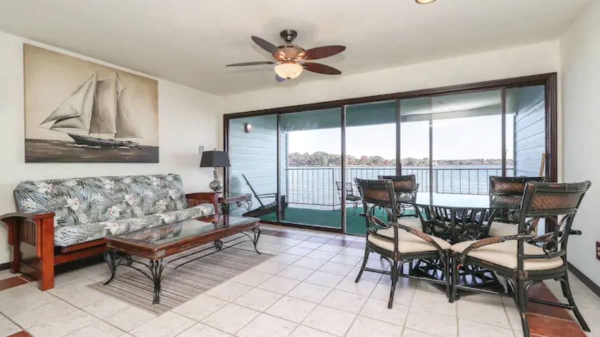 Seven Coves Condo | 🎣Fish Your Own ☀️Sunrise Facing ❤️Private Balcony
