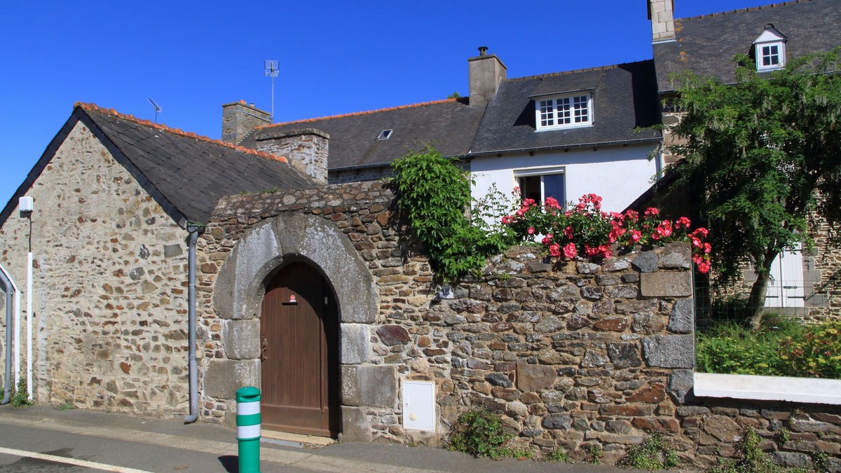 Etables-sur-Mer House | Fisherman's house, close to the town and the beaches