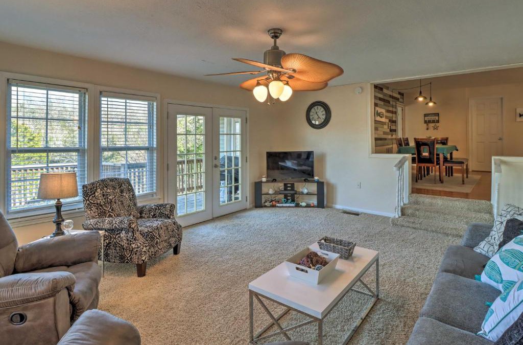 Bull Shoals House | Fisherman-Friendly Bull Shoals Escape on Lakefront