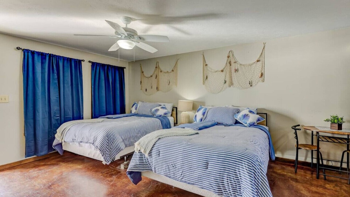 Redwood Hotel | Fisherman's Dream H1