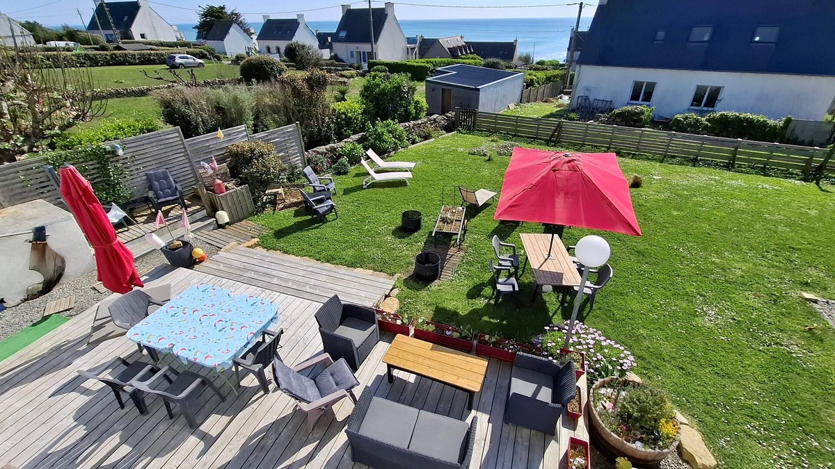 Plozevet House | FISHERMAN'S HOUSE 300 M FROM THE SEA - BEAUTIFUL SEA VIEW - 3 * - 5 PERS