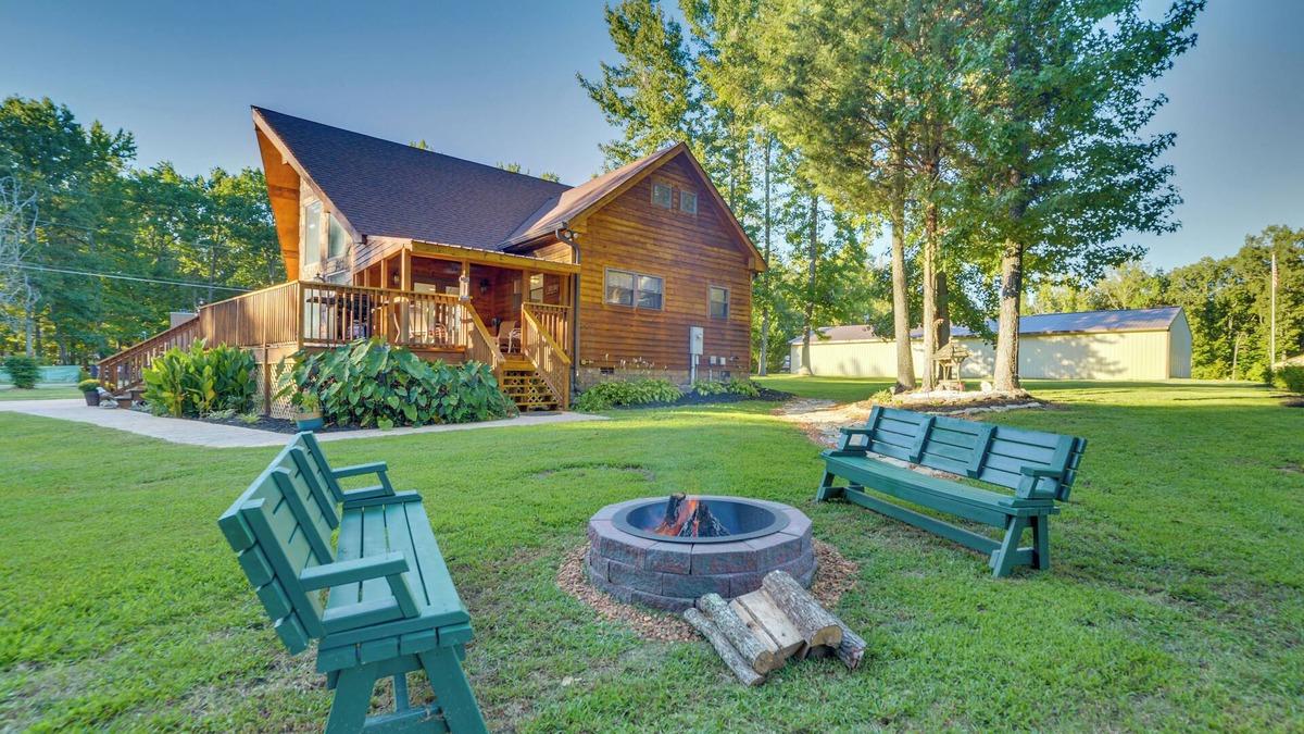 Dover House | Fisherman's Paradise w/Fire Pit, Deck + Patio!