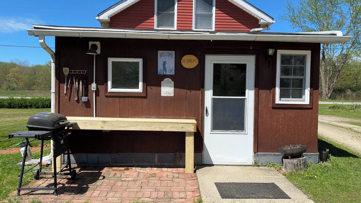 Girard House | Fisherman's Retreat and Vacation Rental