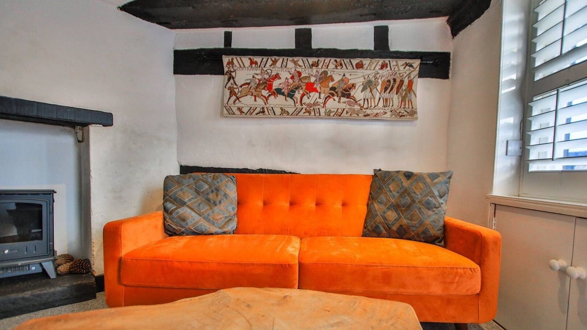 Old Town Hastings Cottage | Fishermans Cottage - Hastings