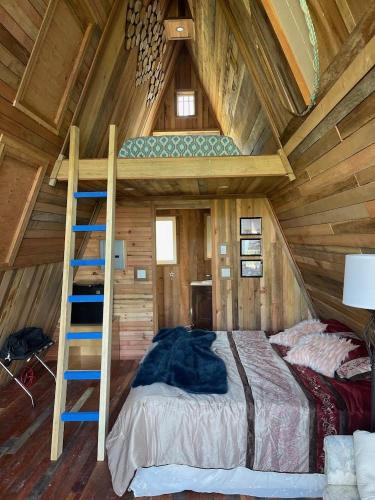 Powell River Ski Chalet | Fishermans Folly