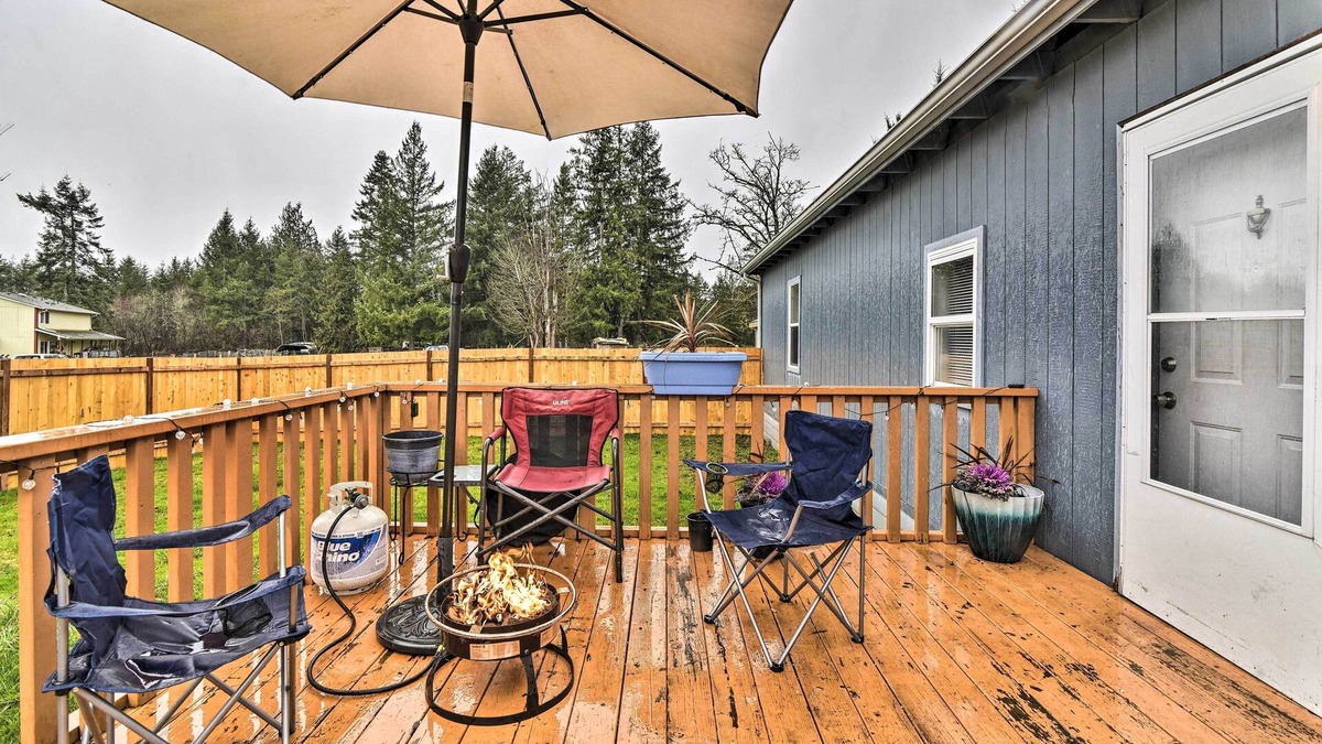 Lewis County House | 'Fishermens Tiny' Near Cowlitz River!