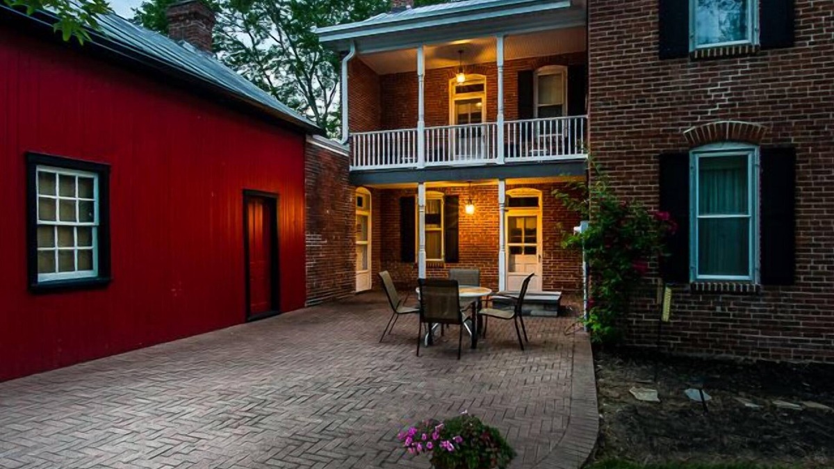 Gettysburg Other | Fishing & Campfires! 40 acres on Battlefield!