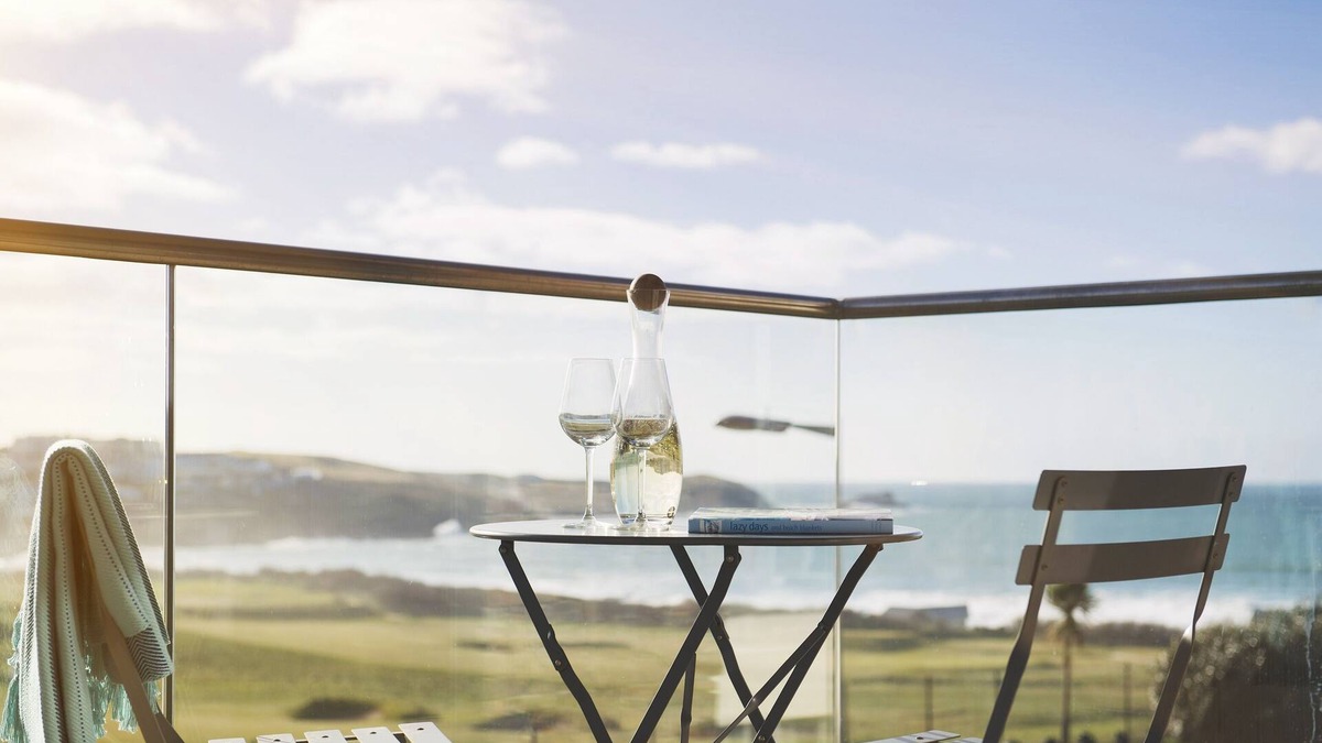 Newquay Apartment | Fistral Beach, on Headland Rd, Golf Course And Sea Views