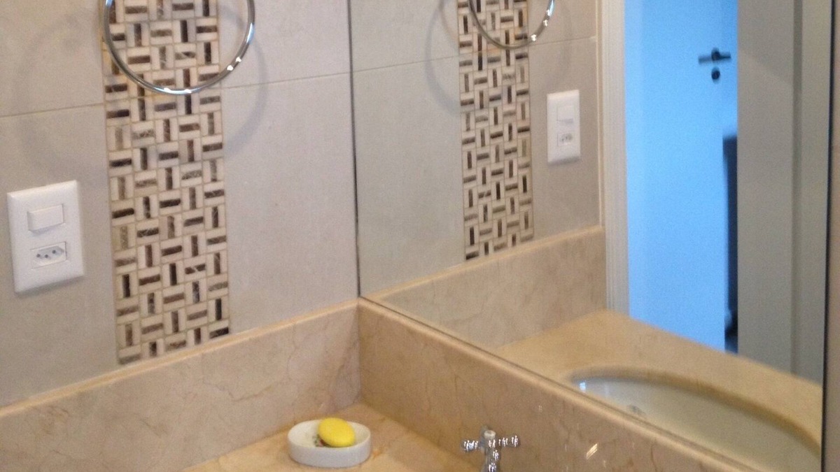 Toninhas Apartment | Fit modern condo with great entertainment (Wembley Tenis)