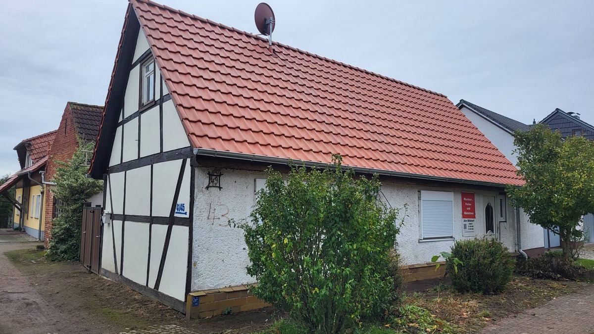Osterburg Apartment | Fitter and guest house in Groß Rossau - entire house