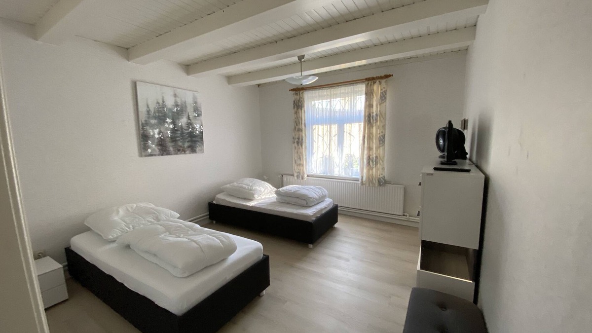 Barmstedt Apartment | Fitters' apartment - vacation apartment for up to 5 people