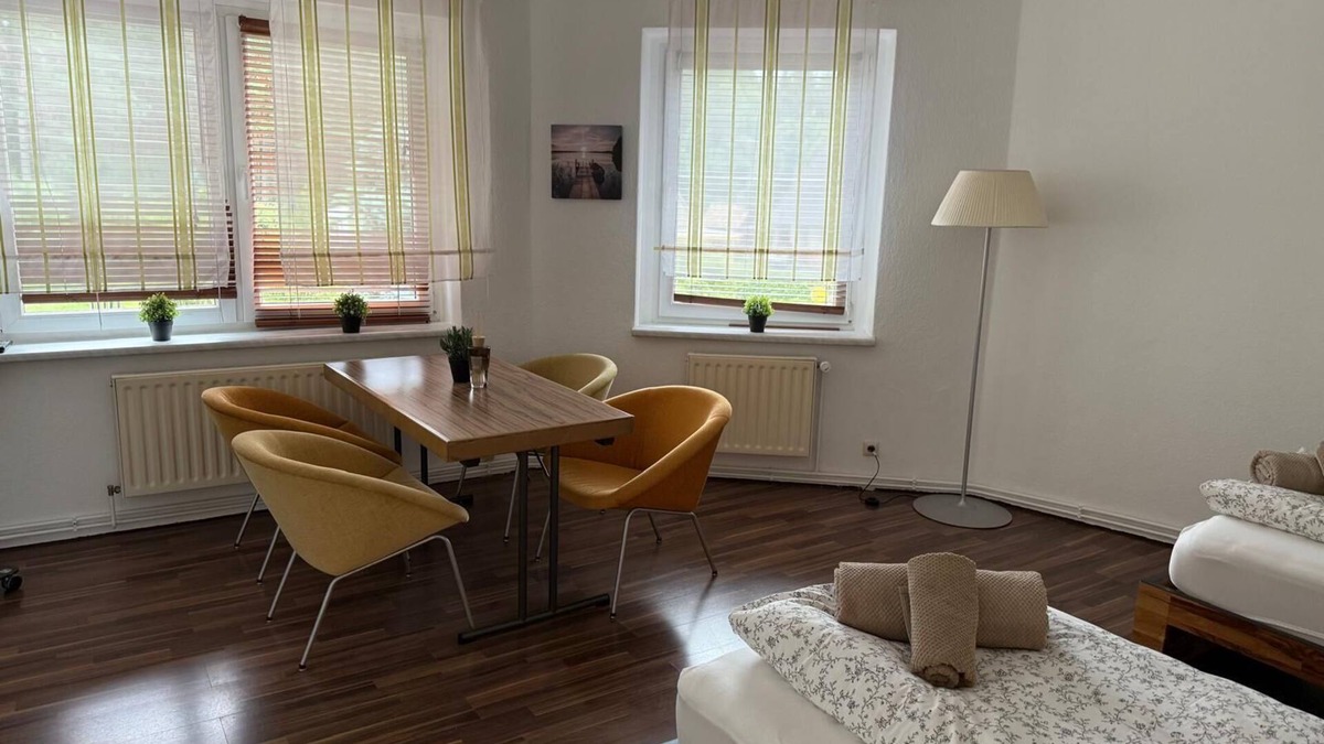 Schwerin Apartment | Fitters/holiday apartment near the lake