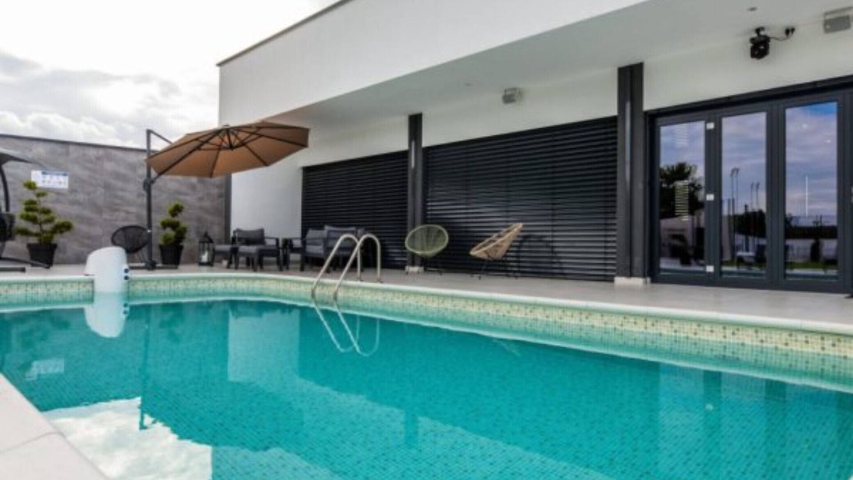 Semeljci House | Five Bedroom Holiday Home