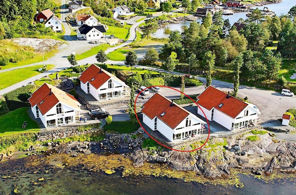 Jelsa House | Five-Bedroom Holiday home in Jelsa 2
