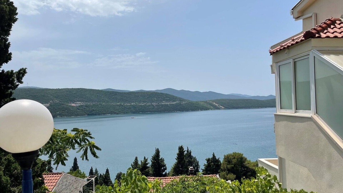 Neum House | Five bedroom holiday house with beautiful Sea view