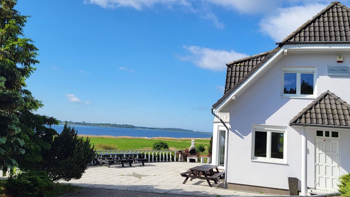 gmina Wolin House | Five-bedroom House Victoria's Village With Jacuzzi and Sauna