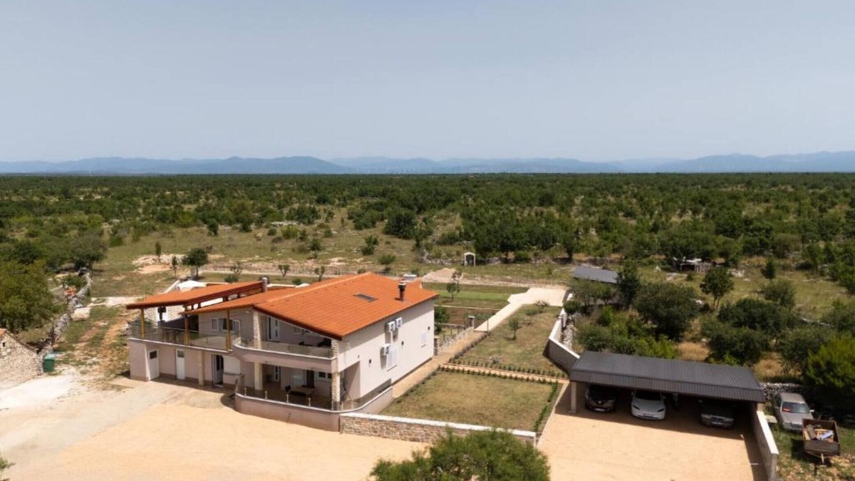 Bogatic Villa | Five Bedroom Villa With Pool