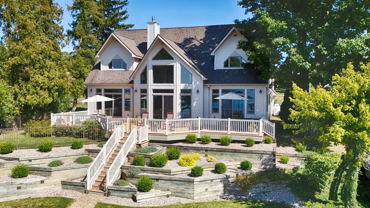 Town of Varick Cottage | Five Gates: Lakeside Paradise! Seneca Lake Luxury Home!