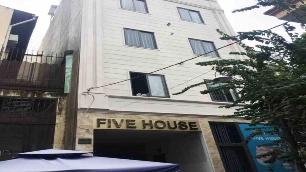 District 11 Apartment | Five House Condominium #21