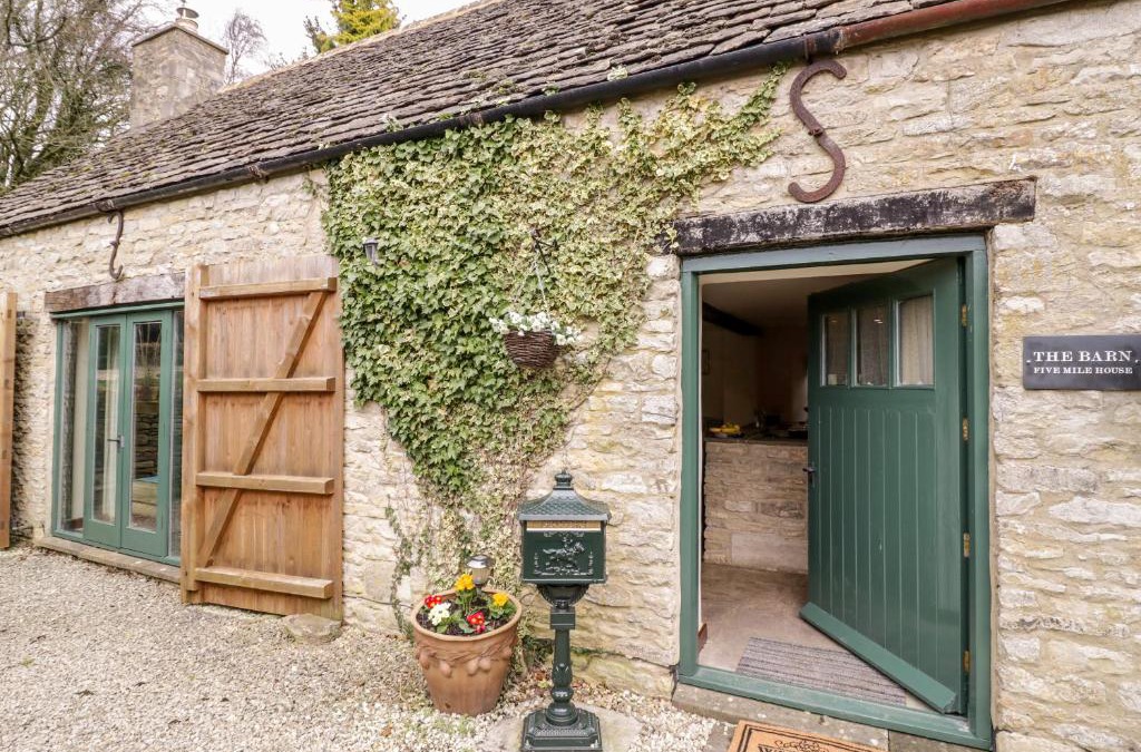 Elkstone House | Five Mile House Barn