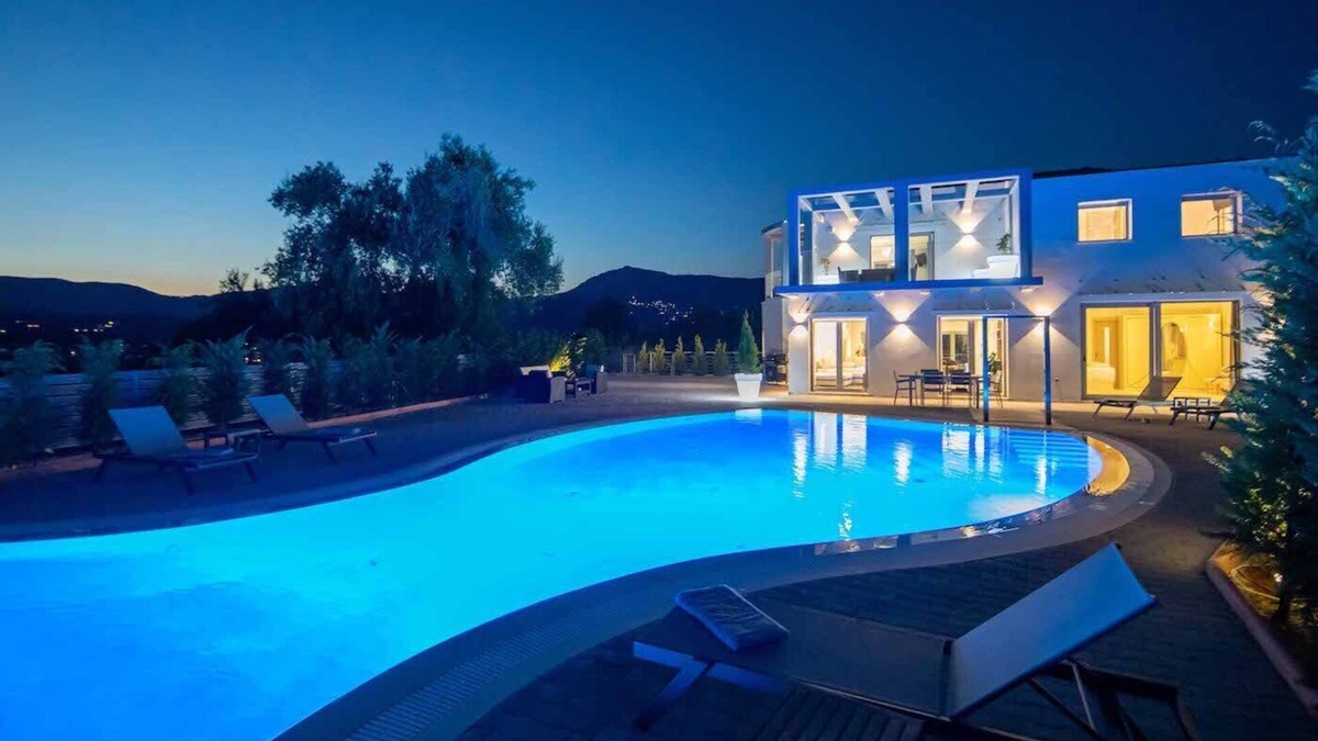 Limni Villa | Five Stars Villa Corfu - 2 swimming pools 1 heated - tennis court