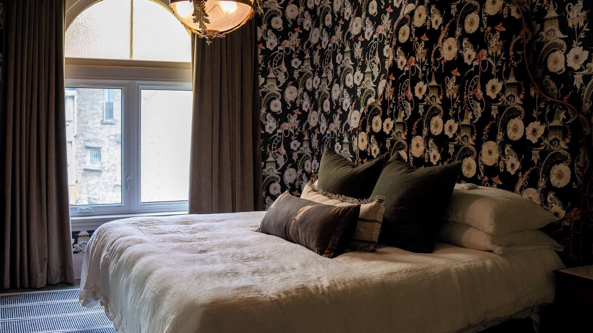 Stratford Apartment | FiveStratford: Luxury Suite in downtown Stratford