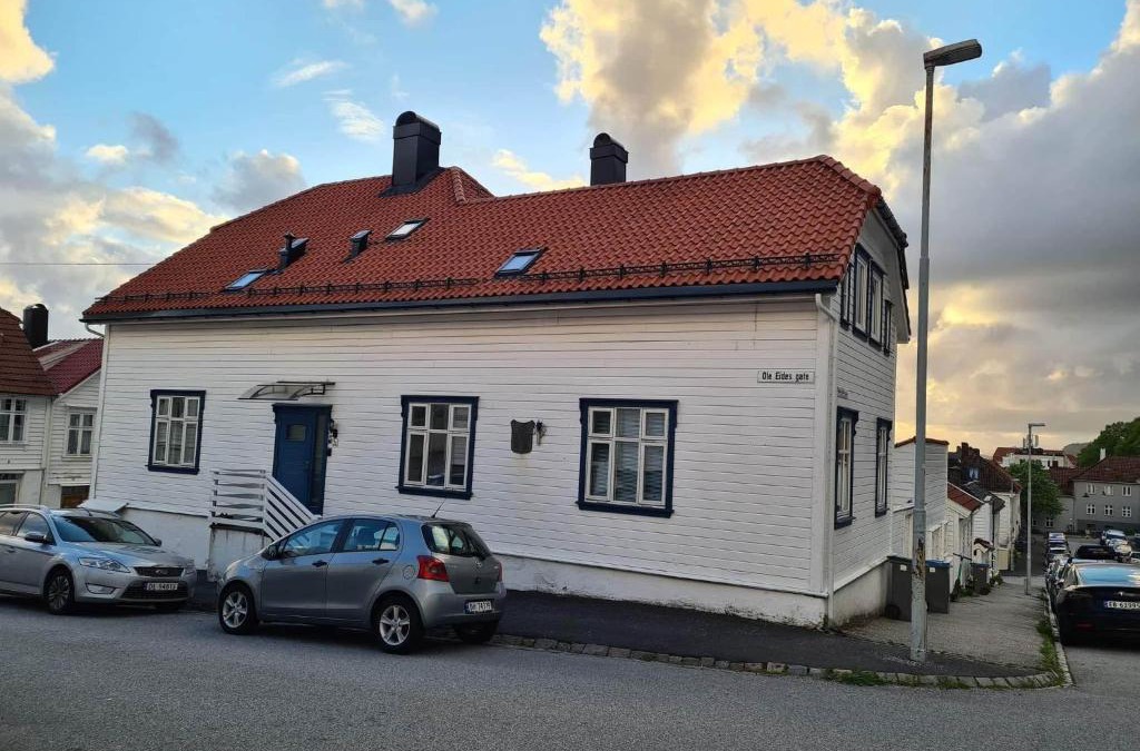 Bergen City Centre Apartment | Fløyen Townhouse