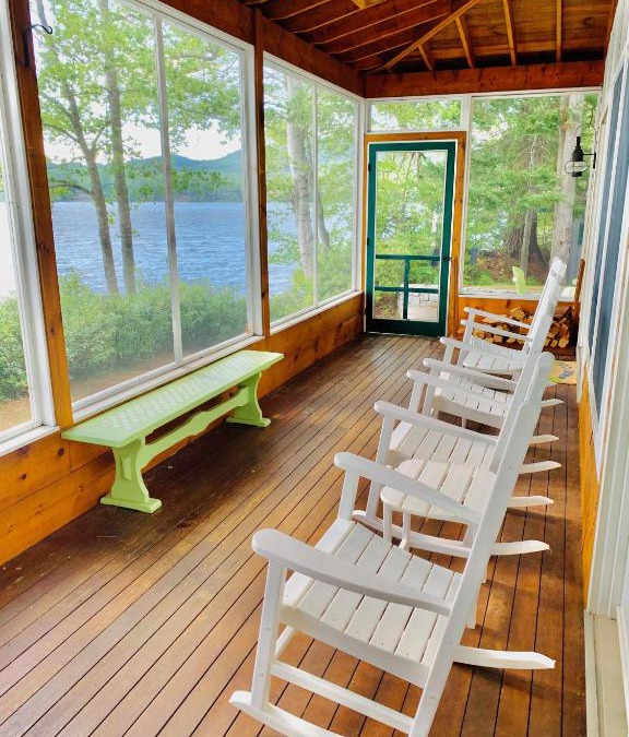 Whitefield House | FL Quintessential LAKE HOUSE close to Bretton Woods Santas Village and Forest Lake State Park