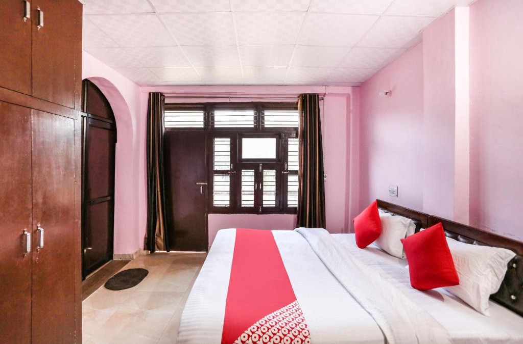 Gurugram Hotel | Flagship Star Residency