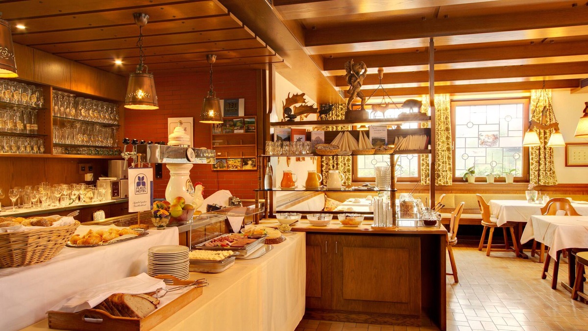 Hayingen Hotel | Flair Hotel Gasthof zum Hirsch