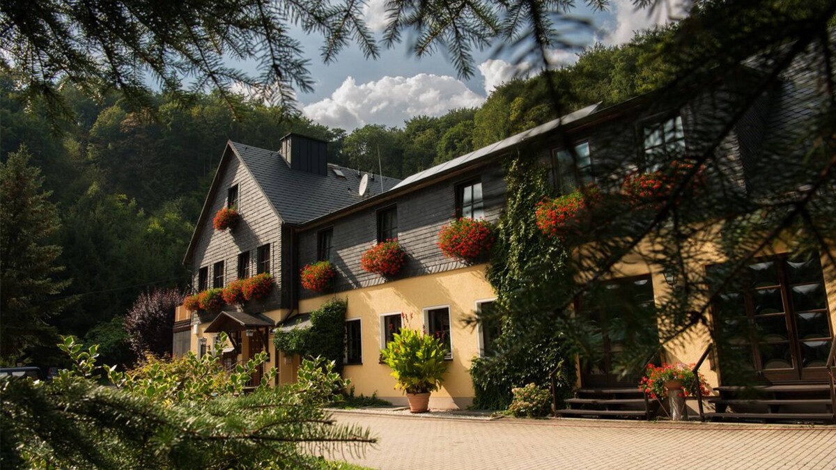 Saalfeld-Saale Hotel | Flair Hotel Mellestollen
