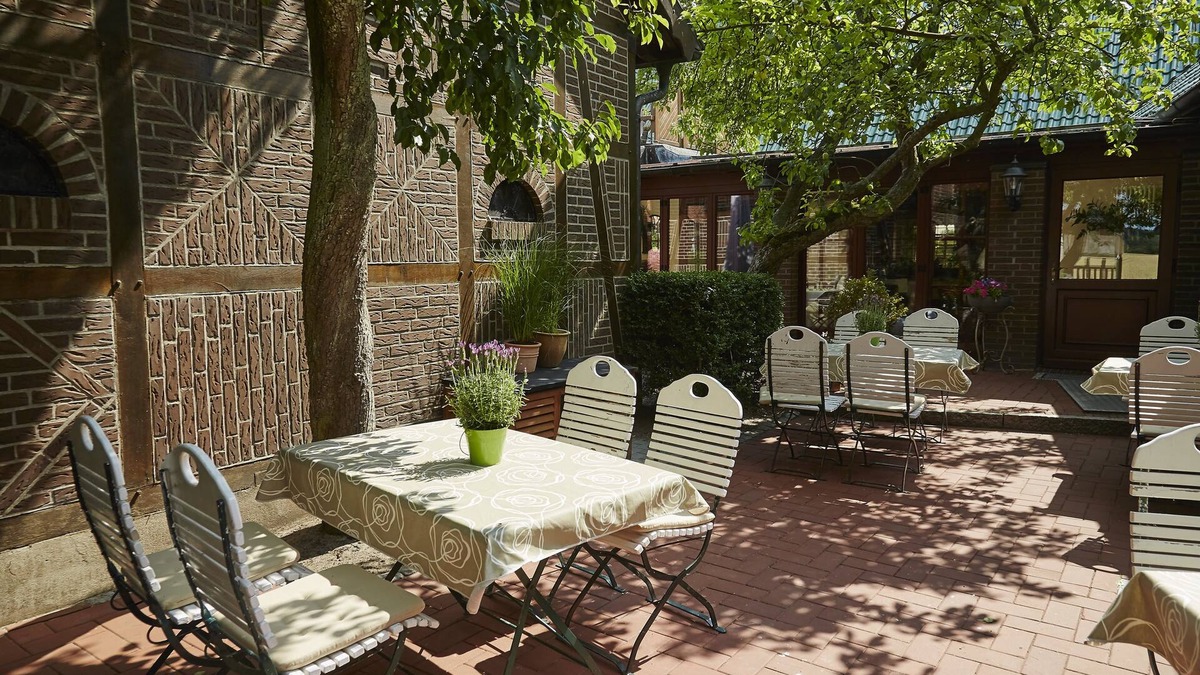 Lehmkuhlen Hotel | Flair Hotel Neeth