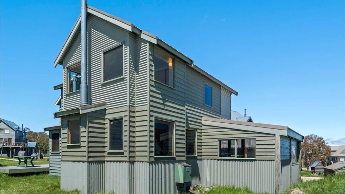 Dargo Cabin | Flake Out- High Country