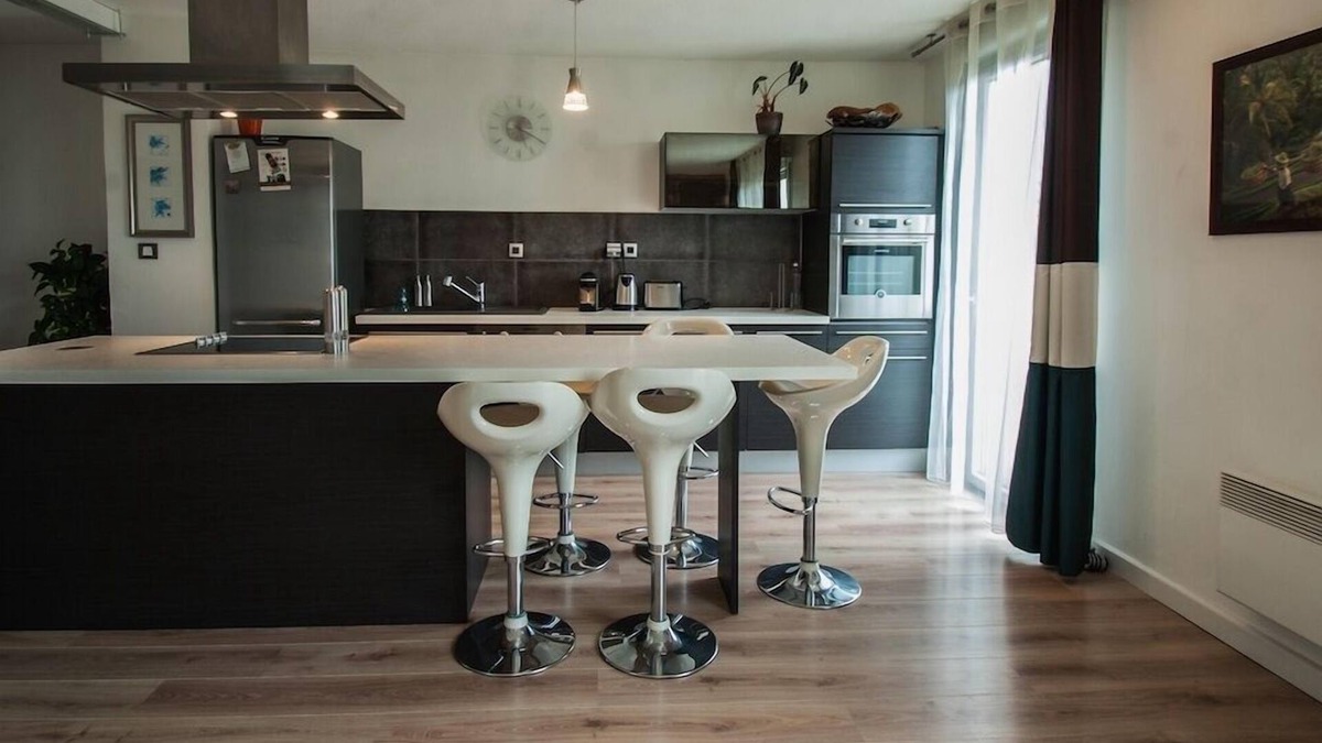 Ancely Apartment | FLAMBERE - 80m2 - 2 chambres + parking + terrasse